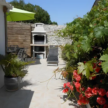 La Venelle Des Ormeaux Feriehus